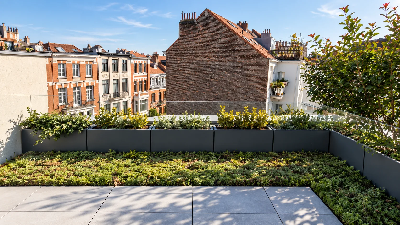 Terrasproject met CLVR Planters plantenbakken